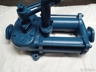 Ruční čerpadlo - 7