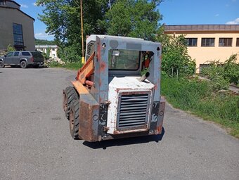 Locust 752 - 7