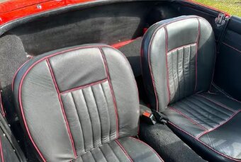 MGB Roadster - 7