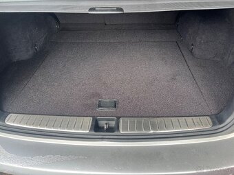 Subaru Legacy 3.0 Spec b manuál - 7