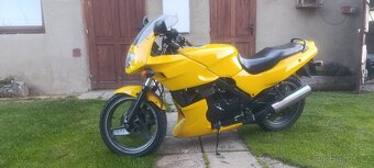 Kawasaki GPZ 500 - 7