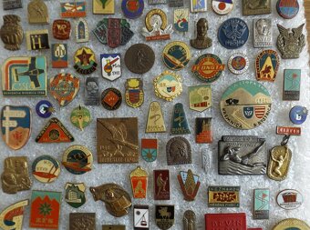 odznaky - turistika, heraldika, příroda, hrady, lázně, erby - 7
