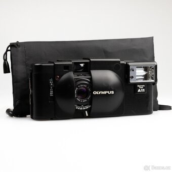 Olympus XA - 7