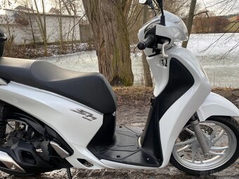 Honda SH 125 (2015) ABS - 7
