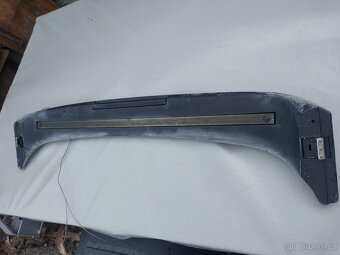 BMW e34 spoiler Hella - 7
