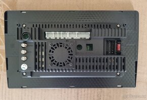 Celodotykové 10" autorádio s Androidem 13 - 4/64GB - 7