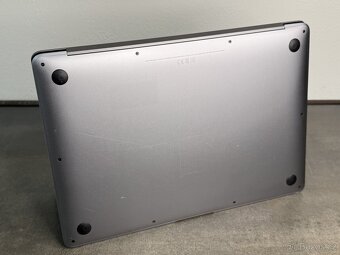 MacBook Air 13'' 2020 / M1 / 16GB / 256GB SSD / Space Gray - 7