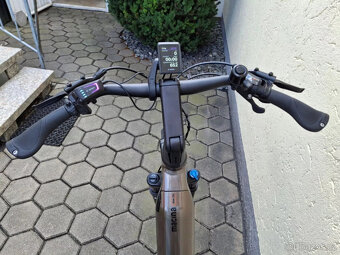 Použité dámské elektrokolo KTM s motorem uprostřed - 7