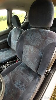 Prodám PEUGEOT 206, r.v.2001 - 7