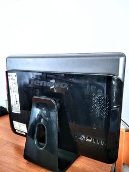 Stolní PC Lenovo all in one - 7