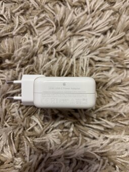 Apple Macbook Air 13" 2020, M1 8-core 8GB/256GB - 7