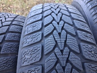 Sada 4ks zimní pneu s plechovými disky na Škoda Rapid - 7