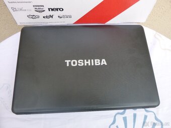 prodám notebook Toshiba - 7