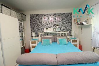 Prodej rodinného domu 3+1 se společenskou místností a barem, - 7