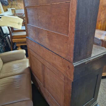 Starožitný příborník a komoda - 7