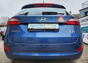 Hyundai i30 1.6-1.maj-SENZORY-ISOFIX - 7