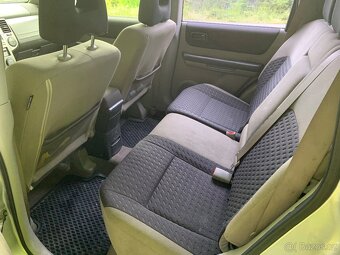 Nissan X-trail 2,2 dci 100 kw ,r.v.2004 - 7