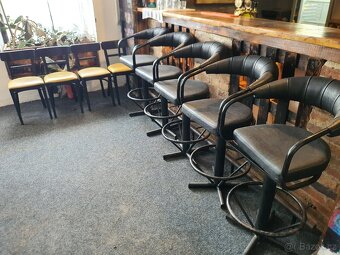 Vybavení baru. Gauče, židle, stolky atd. - 7
