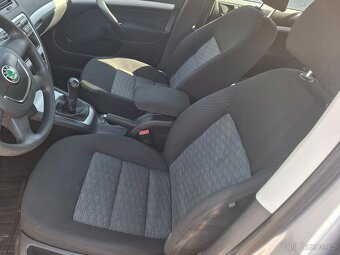 ŠKODA OCTAVIA COMBI 1.6MPI75KW - 7