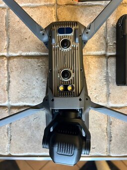 DJI Mavic 3 Pro - 7