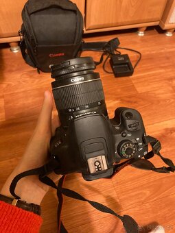 Canon EOS 700 D - 7