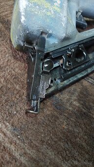 Hřebíkovačka vstřelovač - 7