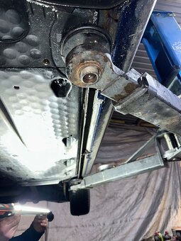 Volkswagen Golf 5 R32 look - 7