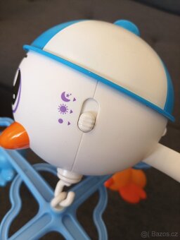 Kolotoč nad postýlku - 7