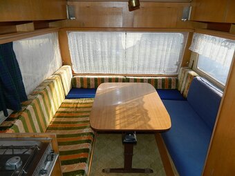 Dvouosý karavan Tabbert - 7