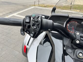 Sprzedam Can am Spyder F3 T - 7