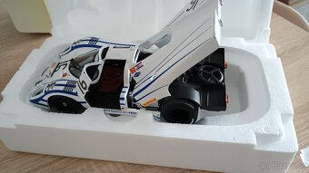 Porsche 917 K Autoart 1:18 - 7