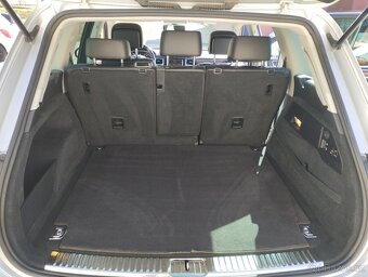 VOLKSWAGEN TOUAREG 3,0TDI,180KW,DVOJÍ SADA KOL - 7