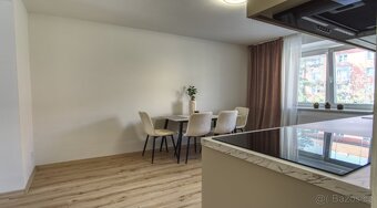 Pronájem bytu 2+1 s balkonem, Uherský Brod - 7