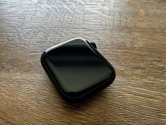 Apple Watch 7 45mm [prodáno] - 7