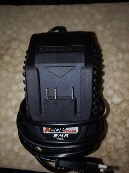 Parkside nabíječka a baterie - 7