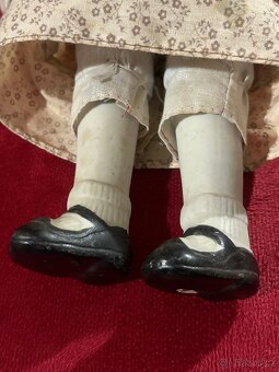 Stará porcelánová panenka - 7