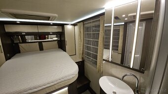 Obytne auto Bürstner Grand Panorama i920 - 7