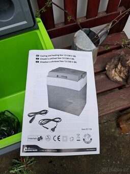 Autolednice 12V/230V  30 litrů - 7