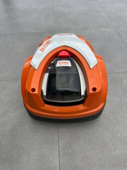 STIHL Robotická sekačka RMI 422 - 7