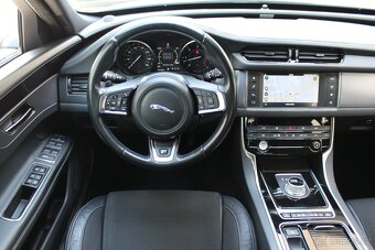 Jaguar XF 3.0d 221kW R-Sport 1.Maj 157000km Servis Jaguar - 7