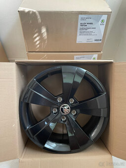 NOVÉ ALU TRITON BLACK ŠKODA SUPERB 3 6,5x17 ET41 - 7