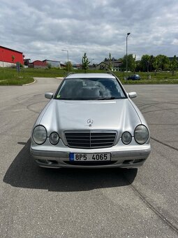 Mercedes-Benz Třídy E, 2.2 cdi 105kW, automat, bez koroze - 7