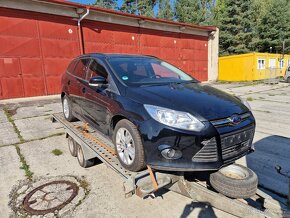Ford Focus combi mk3, 1.0 Ecobooast 2013 málo najeto super m - 7