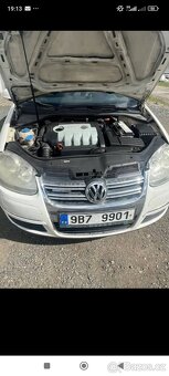 Prodám Volkswagen Golf 5 Variant 1.9.77kw Rok výroby 7/2008 - 7