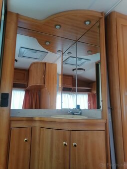 Karavan Knaus, Kuchyňka , Koupelna , Topení - 7