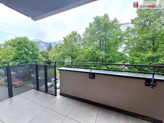 pronájem 2kk 62m2 se dvěma balkony 7m2 a 6m2 Sochorcova P4 H - 7