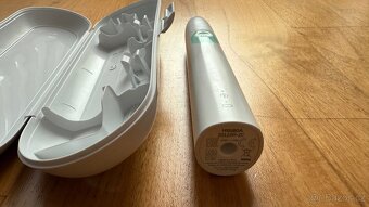 Sonický kartáček Philips Sonicare 4300+nabíječka+pouzdro - 7