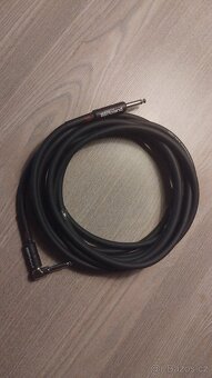Boss Katana 100 Gen 3 + kytara Schecter + příslušenství - 7