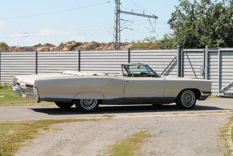 1966 Pontiac Bonneville Convertible 389 V8 - 7