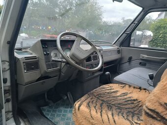 Iveco 35-10, třístranný sklápěč - do 3.5T - 7